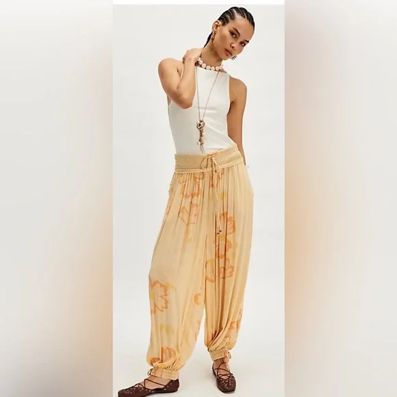 Free People Top Stitch And Tropics Set. NWT. Sand combo - Picture 4 of 5